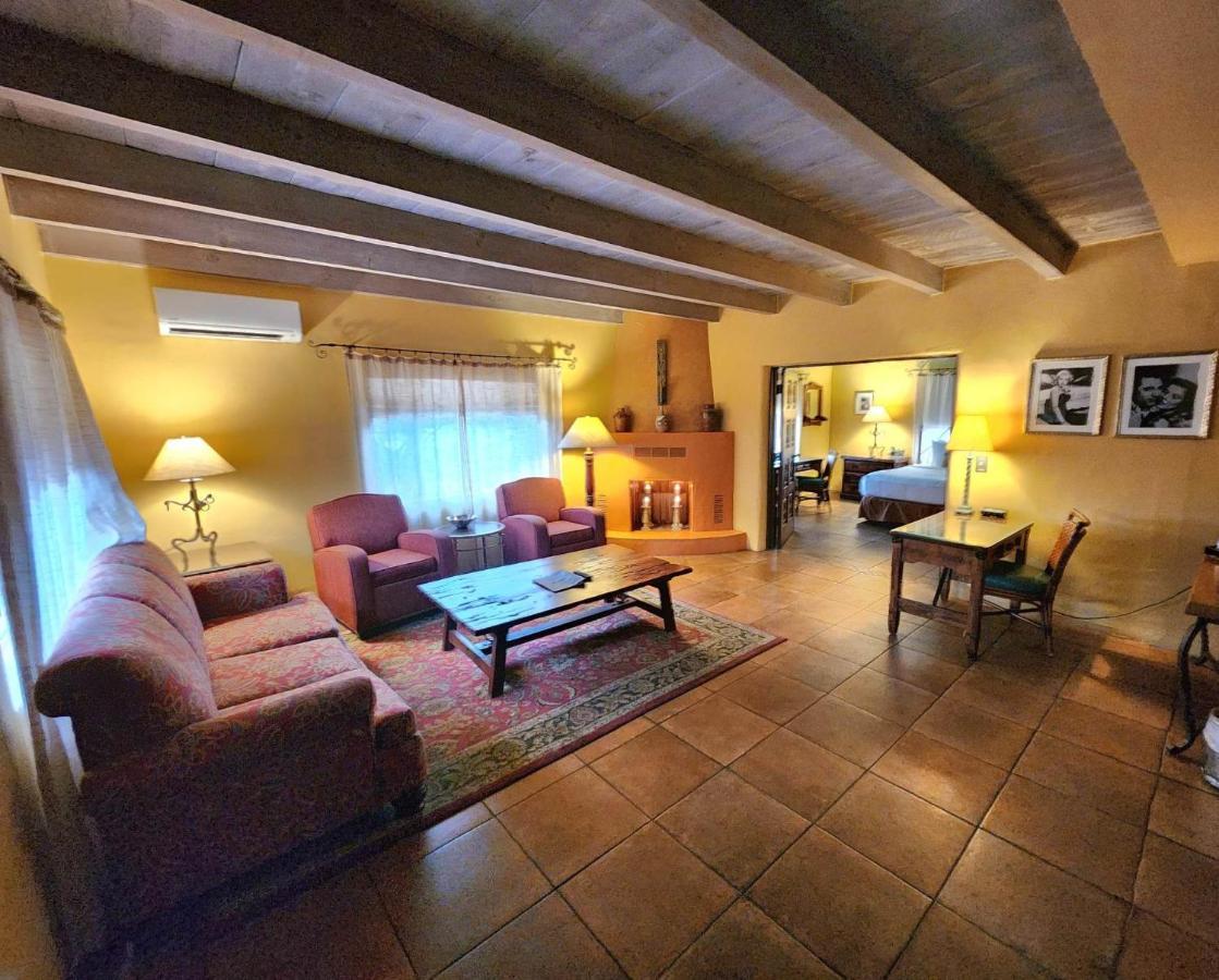 Hacienda Del Sol Guest Ranch Resort Тусон Экстерьер фото